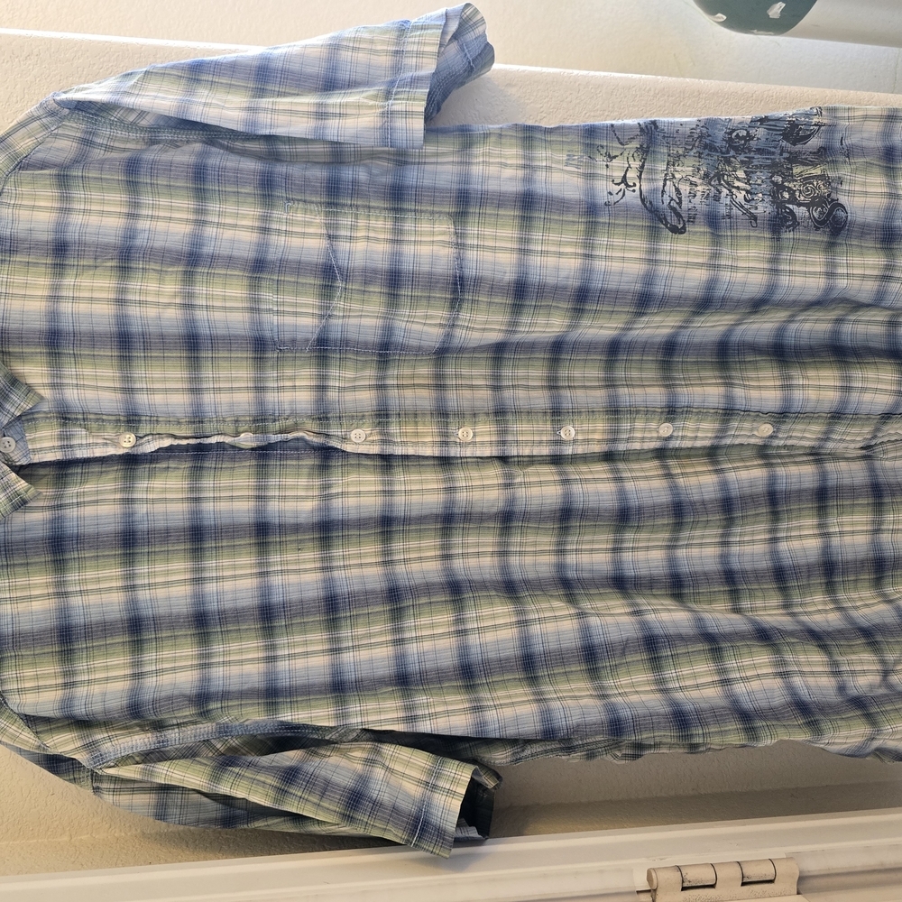 Arizona plaid button-up shirt, size XXL, in blue and green with graphic detail.
